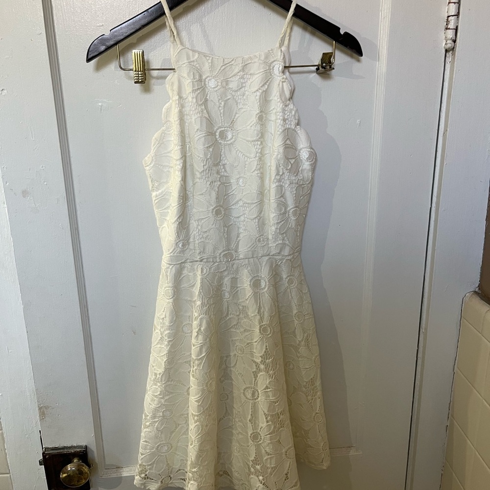 I.N. San Francisco White Floral Crochet Fit & Flare Lace Dress Size 1